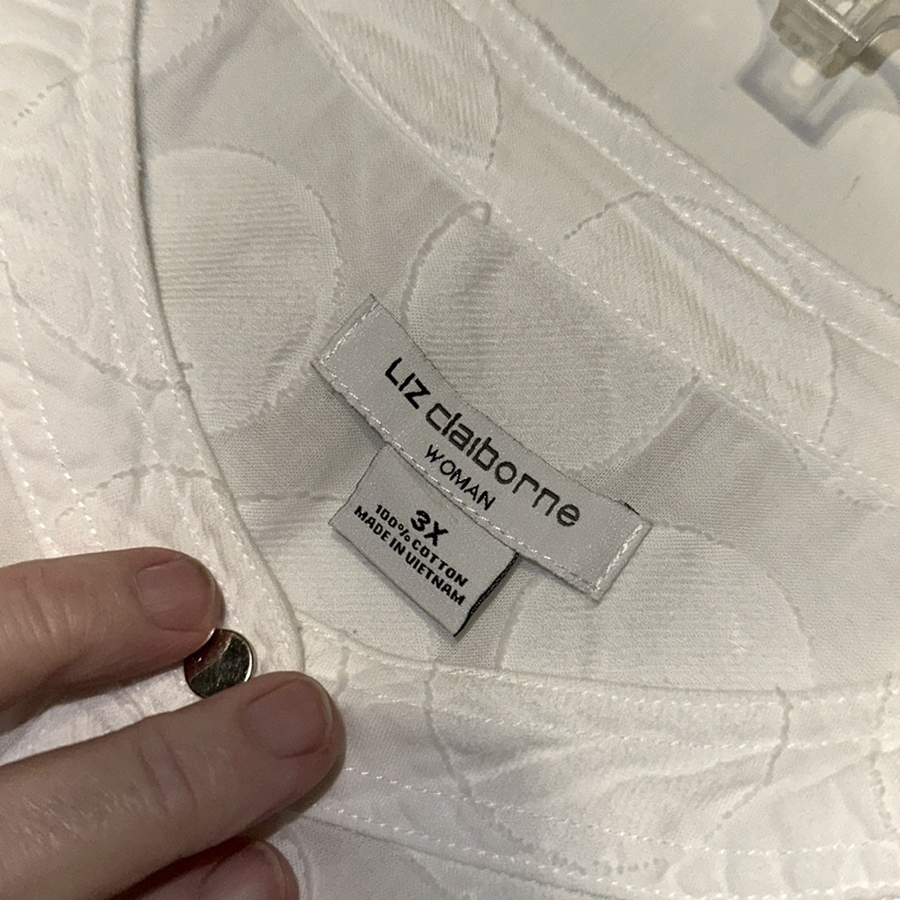 Liz Claiborne Semi Sheer Bright White  Smock style Top EUC 3X - Picture 6 of 7